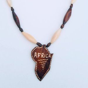 Africa Map Wooden Beads Pendant Necklace